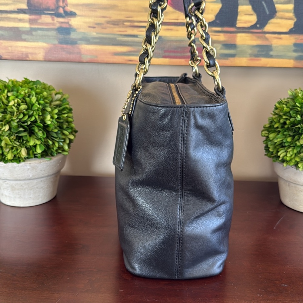 COACH MADISON 🖤💜BLACK💜🖤 PEBBLED LEATHER SHOULDER TOTE BAG 🌟EUC🌟 - Picture 6 of 11